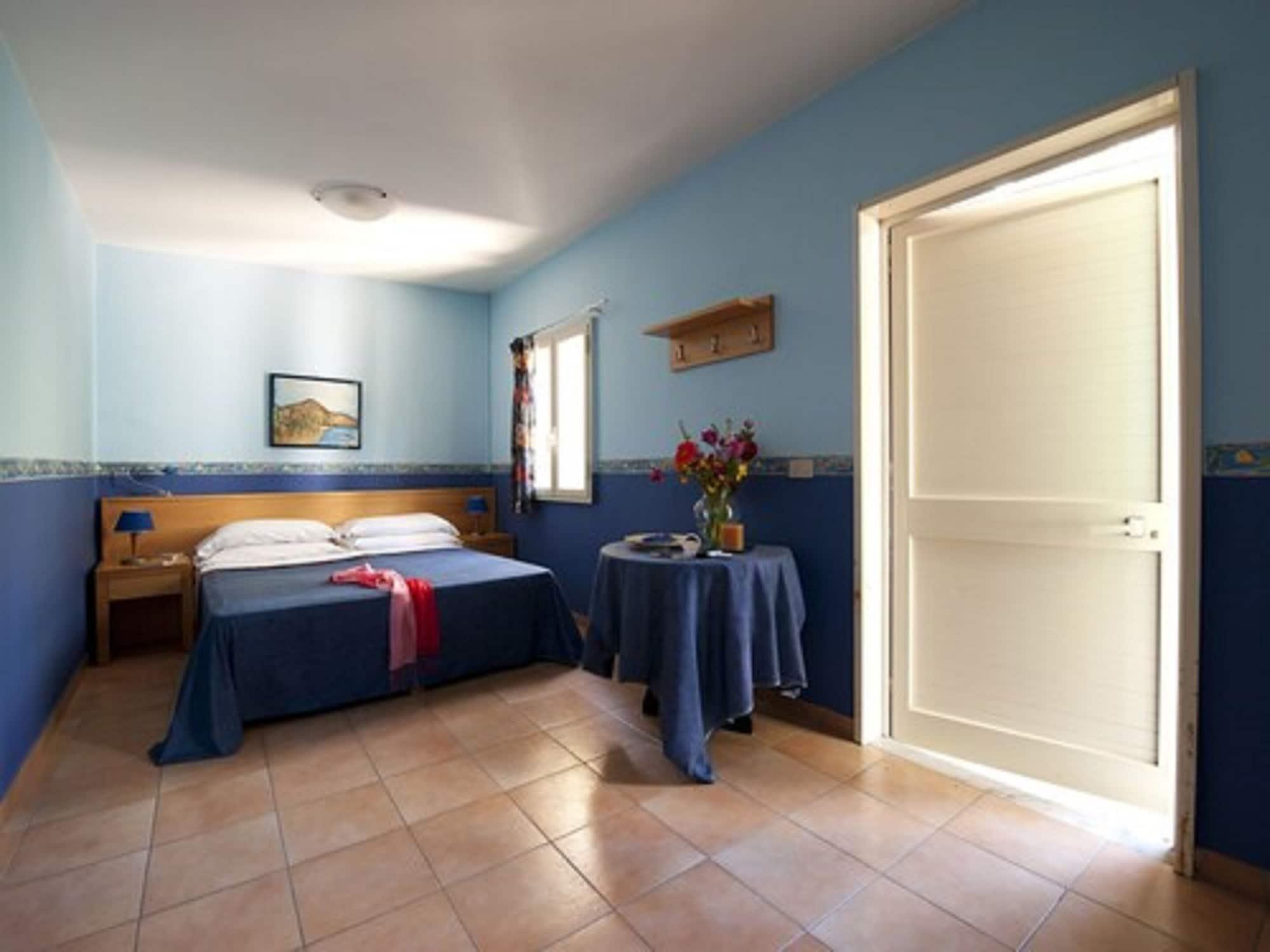 Villaggio Albergo Internazionale La Plaja CTA Pokoj fotografie
