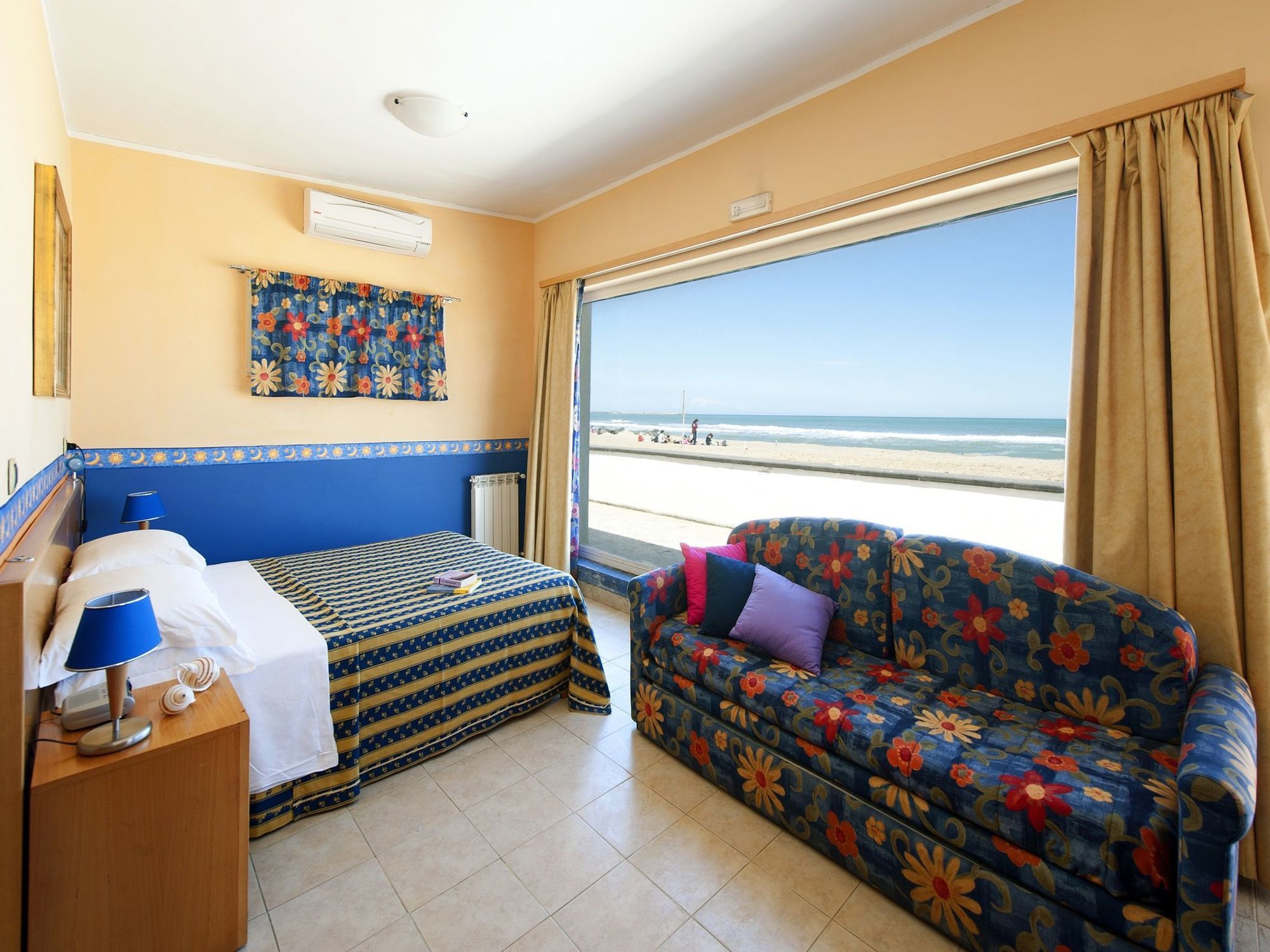 Villaggio Albergo Internazionale La Plaja CTA Exteriér fotografie